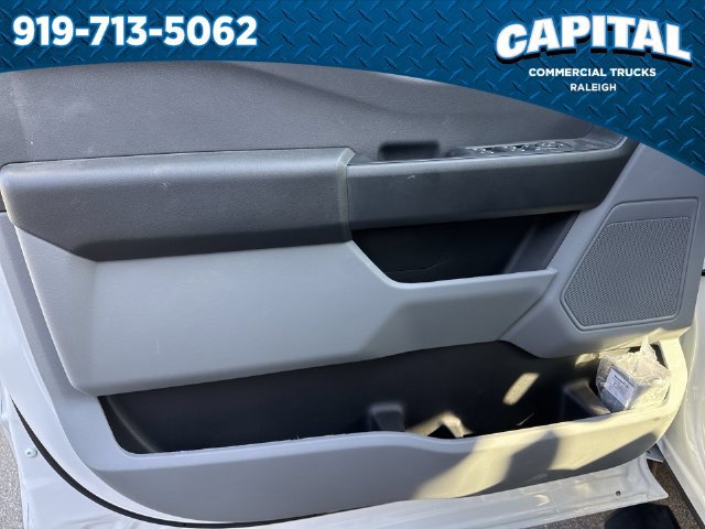 New 2026 Ford F550 4x4 Crew Cab image 22