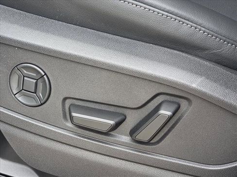 New 2025 Audi Q5 Premium w/ Convenience Package image 15