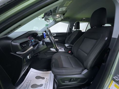 Used 2022 Ford Explorer XLT w/ Class IV Trailer Tow Package image 16