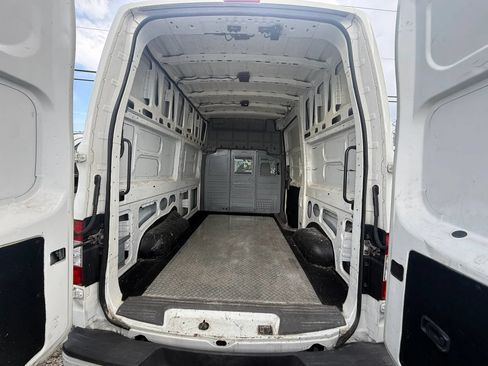 Used 2012 Nissan NV 2500 SV w/ Technology Pkg RWD image 7