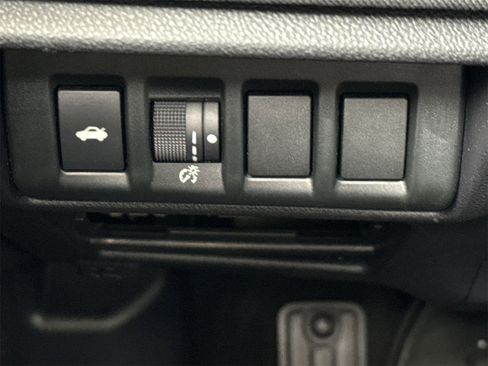 Used 2020 Subaru Legacy Premium image 32