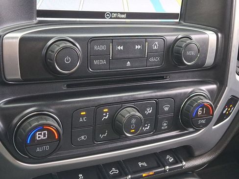 Used 2018 GMC Sierra 1500 SLT w/ SLT Premium Package AWD/4WD image 16