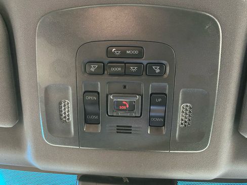 Used 2021 Toyota Avalon Limited w/ Advanced Safety Package FWD image 35