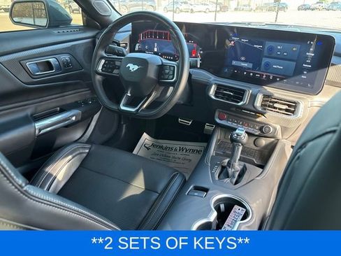 Used 2024 Ford Mustang GT Premium image 10