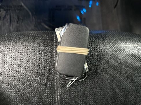 Used 2021 Kia Telluride EX w/ EX Premium Package image 40