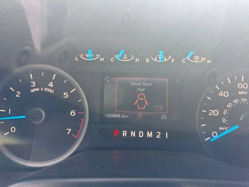 Used 2017 Ford F150 XLT w/ Equipment Group 301A Mid AWD/4WD image 13