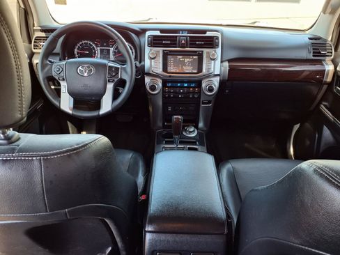 Used 2019 Toyota 4Runner Limited AWD/4WD image 18