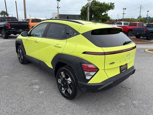 Used 2025 Hyundai Kona SEL AWD/4WD image 6