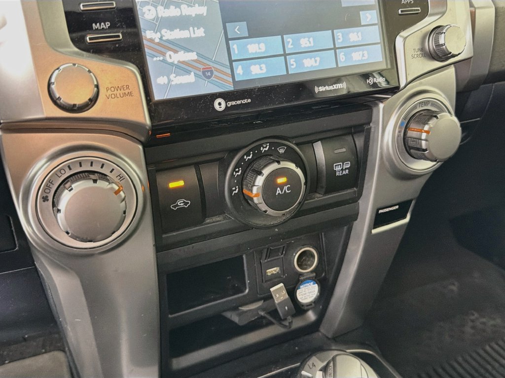 Used 2021 Toyota 4Runner SR5 Premium w/ Moonroof Package AWD/4WD image 20