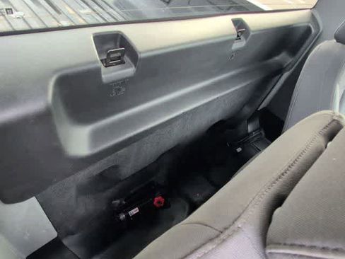 Certified 2022 GMC Sierra 3500 Pro w/ Convenience Package image 24