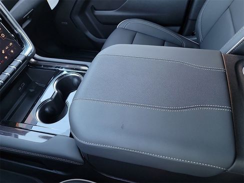 New 2026 GMC Yukon XL Elevation w/ LPO, Floor Liner Package image 25