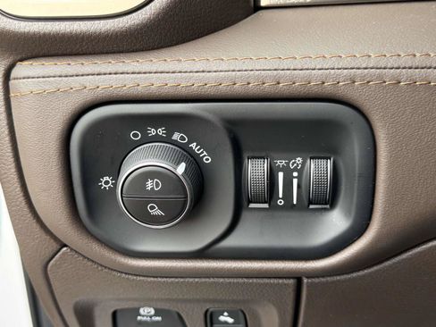 New 2026 RAM 1500 Limited AWD/4WD image 8