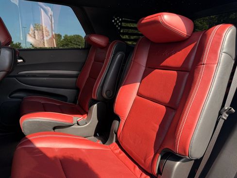 Used 2022 Dodge Durango SRT w/ Technology Group AWD/4WD image 30