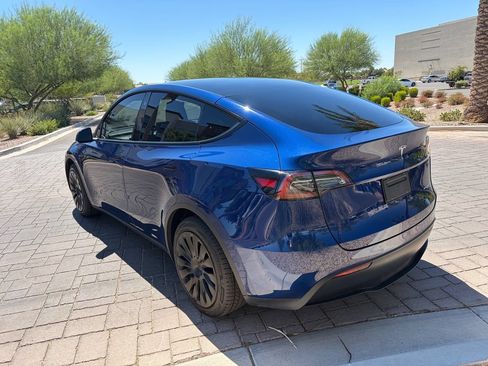 Used 2021 Tesla Model Y Long Range AWD/4WD image 12