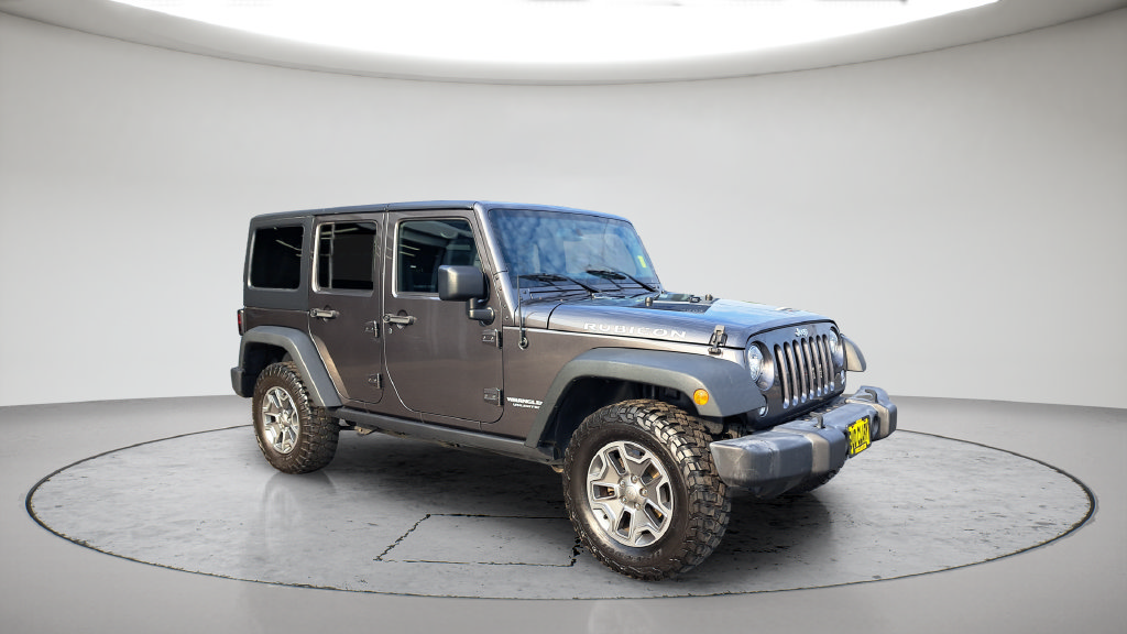 Used 2017 Jeep Wrangler Unlimited Rubicon w/ Connectivity Group AWD/4WD image 3
