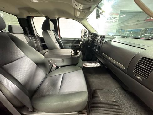 Used 2011 Chevrolet Silverado 2500 LT w/ Interior Plus Package AWD/4WD image 24