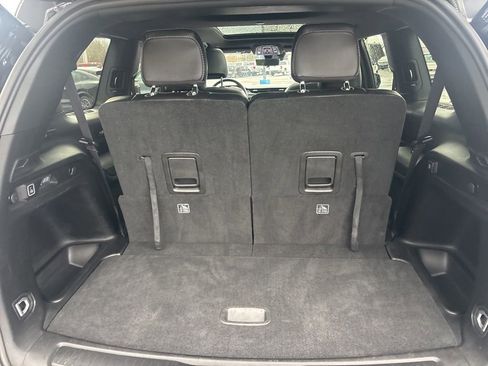 Used 2024 Jeep Grand Cherokee L Limited w/ Luxury Tech Group II image 15