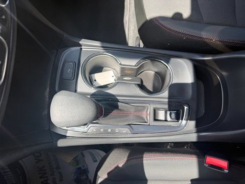 Used 2024 Chevrolet Equinox RS FWD image 39