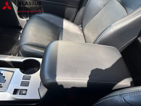 Used 2024 Toyota 4Runner Limited AWD/4WD image 36