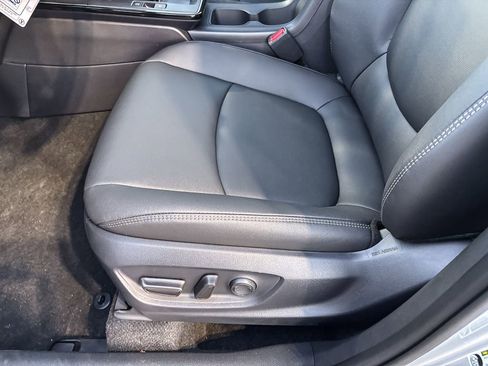 New 2026 Toyota Corolla Cross XLE image 15