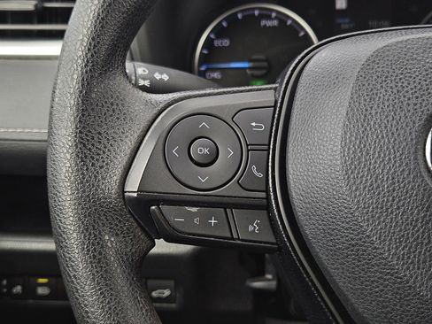 Used 2022 Toyota RAV4 XLE image 14