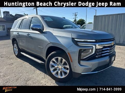 Used 2025 Chevrolet Tahoe Premier RWD image 1