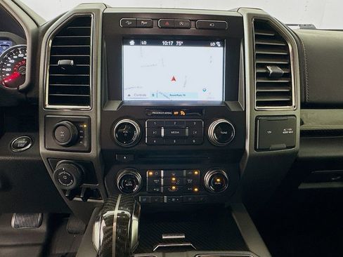 Used 2017 Ford F150 Raptor w/ Equipment Group 802A Luxury AWD/4WD image 16
