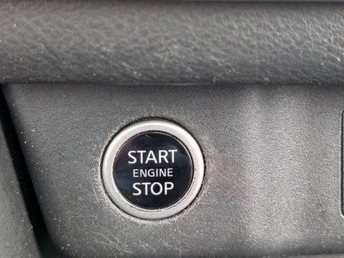 Used 2023 Nissan Rogue SV w/ SV Premium B Package FWD image 28