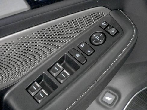 Used 2023 Acura MDX SH-AWD w/ Technology Package image 19