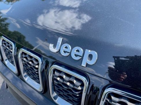 Used 2023 Jeep Compass Limited AWD/4WD image 30