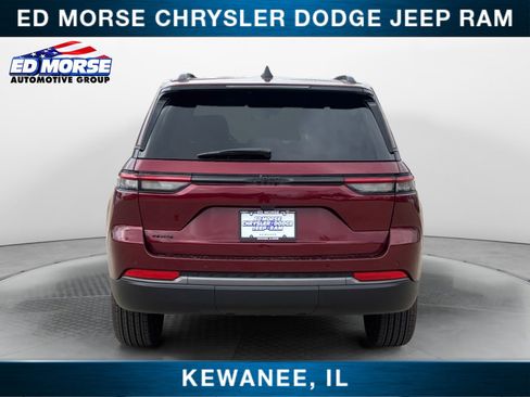 New 2026 Jeep Grand Cherokee Altitude AWD/4WD image 4