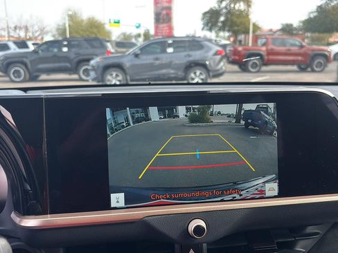 Used 2025 Toyota Crown Signia Limited image 16