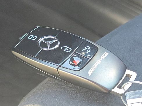 Certified 2026 Mercedes-Benz GLB 35 AMG 4MATIC image 38