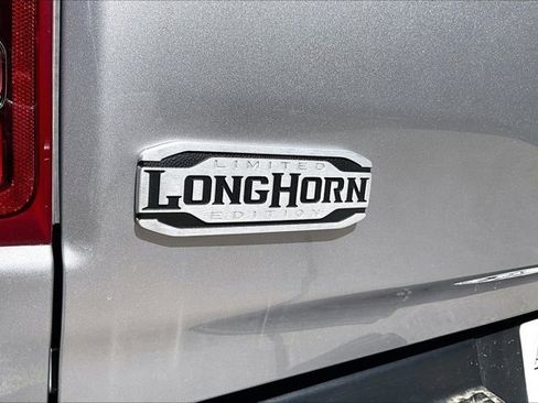 Used 2022 RAM 1500 Limited AWD/4WD image 25