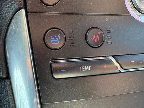 Used 2020 Ford Edge Titanium w/ Equipment Group 301A AWD/4WD image 13