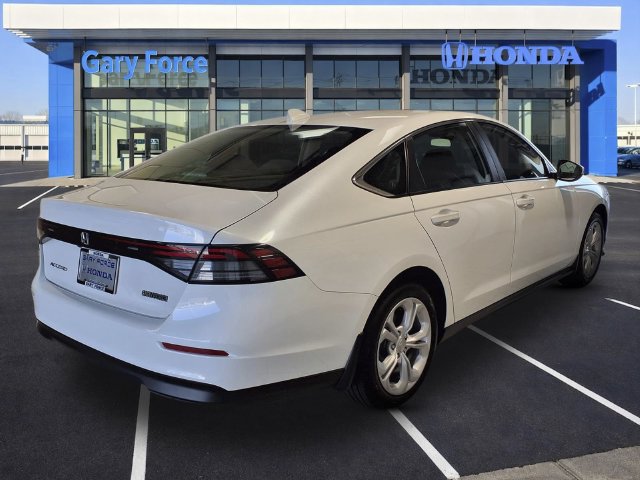 Certified 2025 Honda Accord LX image 2