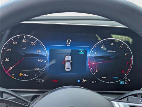 New 2025 Mercedes-Benz C 300 Sedan image 10