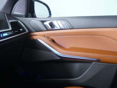 Certified 2025 BMW X5 M60i image 30