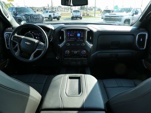 Certified 2022 Chevrolet Silverado 1500 High Country image 23