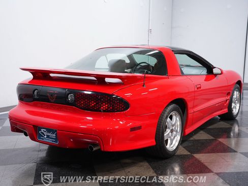 Used 2001 Pontiac Firebird Formula w/ Protection Group RWD image 10