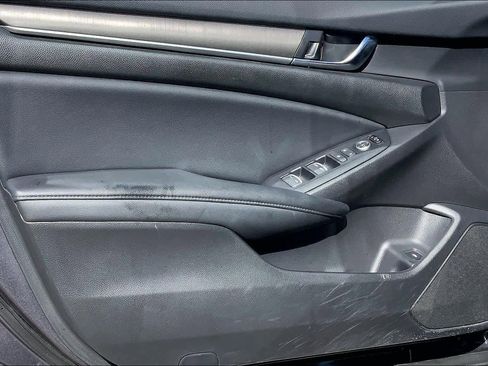 Used 2022 Honda Accord LX image 22