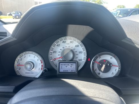 Used 2012 Honda Pilot Touring image 28