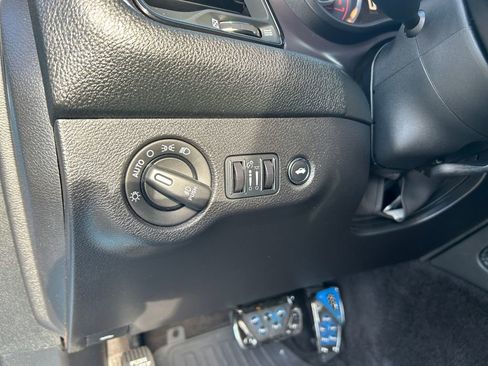 Used 2015 Dodge Challenger R/T w/ Quick Order Package 28B R/T image 21