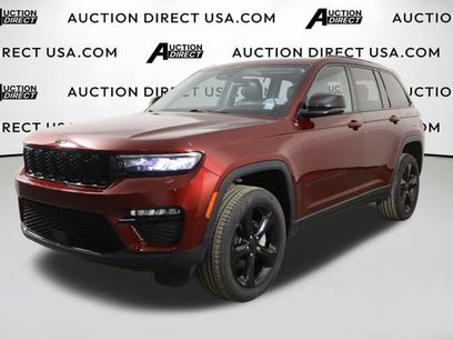 Used 2023 Jeep Grand Cherokee Limited w/ Black Appearance Package