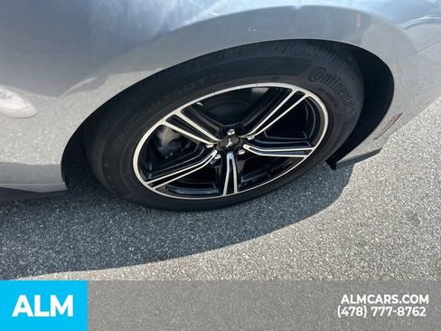 Used 2025 Ford Mustang Premium RWD image 9