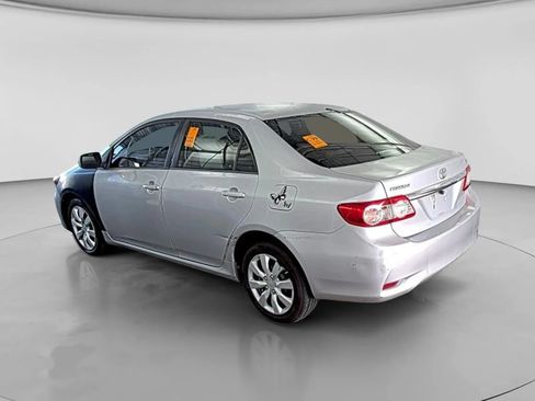 Used 2012 Toyota Corolla LE FWD image 4