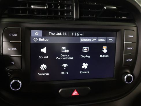 Used 2025 Kia Soul LX FWD image 41