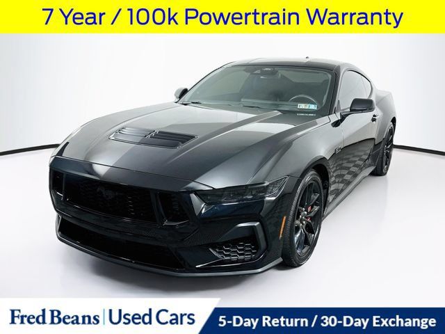 Used 2025 Ford Mustang GT Premium RWD image 4