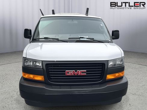 Used 2023 GMC Savana 2500 w/ Driver Convenience Package image 7