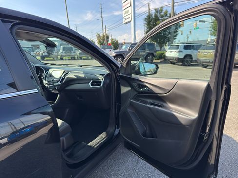 Used 2024 Chevrolet Equinox LT AWD/4WD image 21